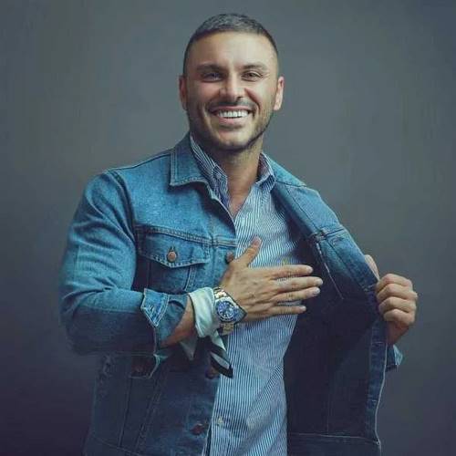 دانلود آهنگ من همه جوره پایتم