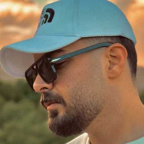 دانلود آهنگ شاهان تا اسم یکیو خوشگل سیو میکنی گند میزنه