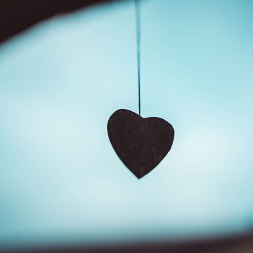 دانلود آهنگ بیزارم از دین شما