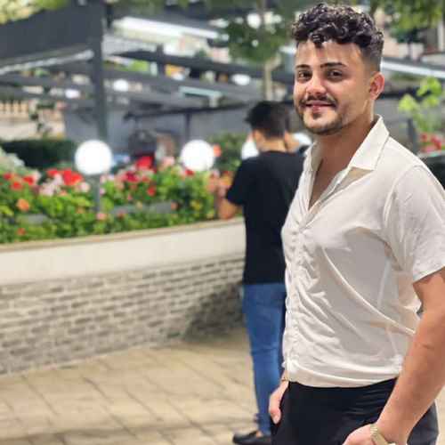 دانلود آهنگ تو رفتی و بعد تو اون خاطره هات میمونه