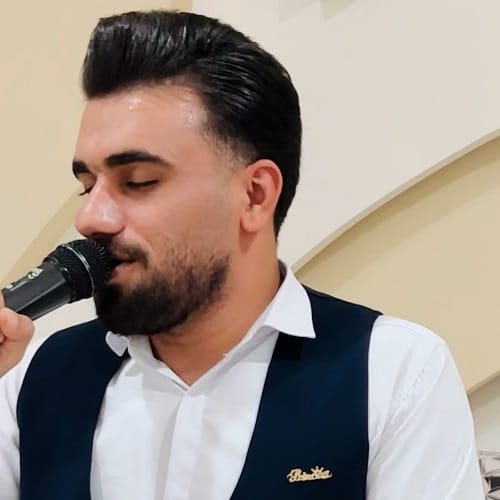 دانلود آهنگ ست بزنم لباسم با عشق با کلاسم